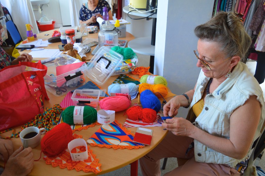 atelier creatif avec benevole