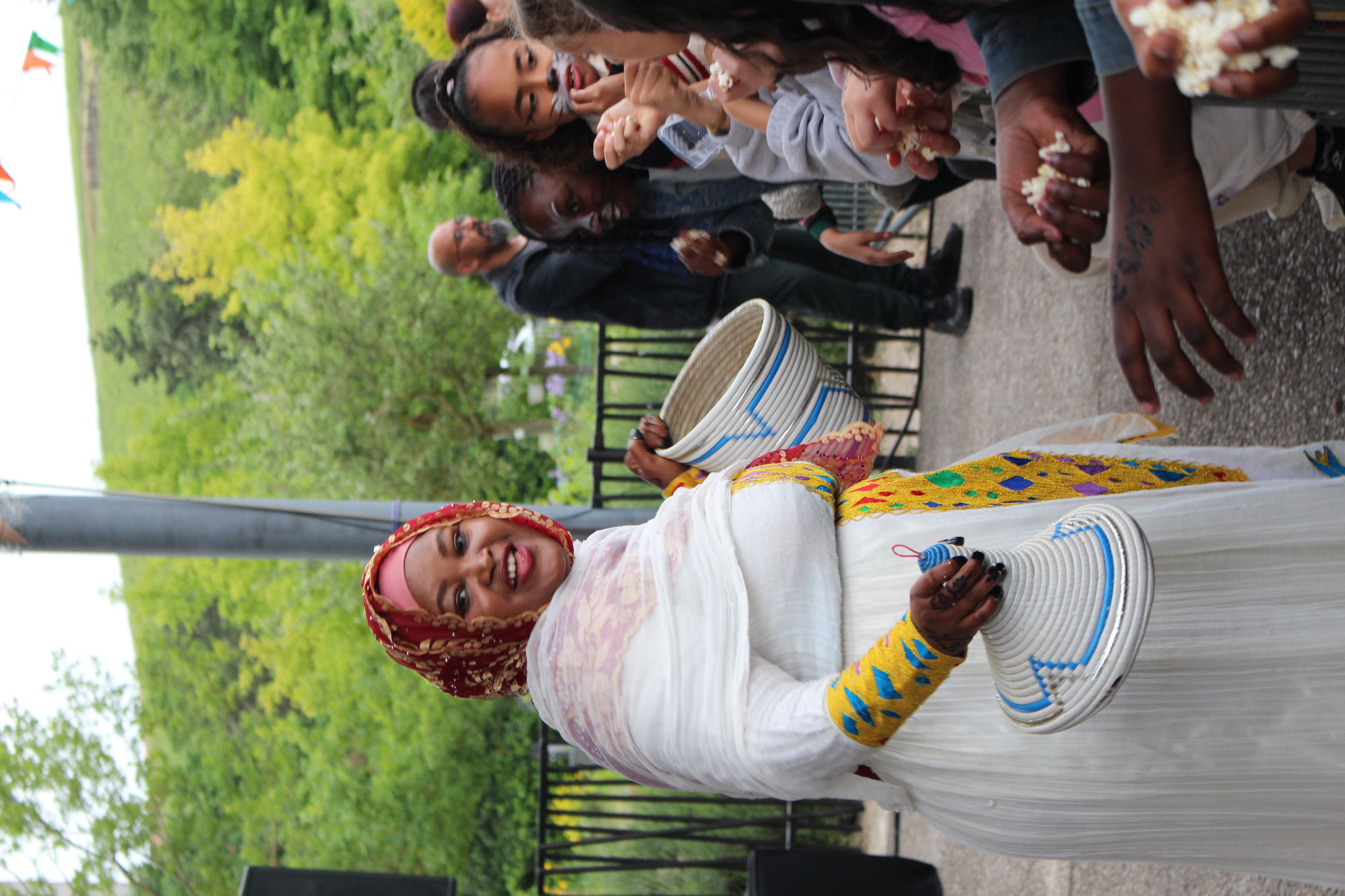 Fête de quartier au Bernon et défilé de costumes