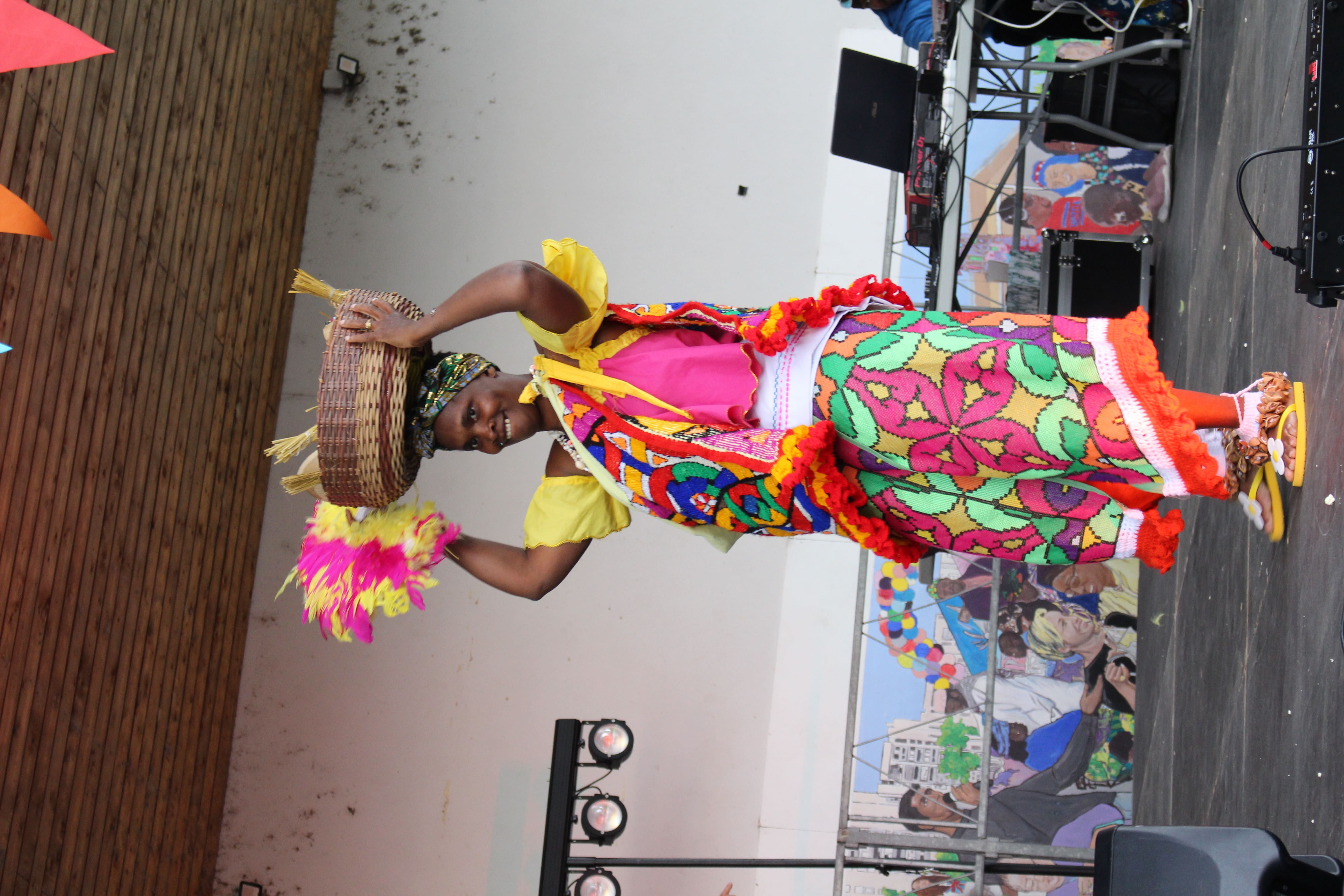 Fête de quartier au Bernon et défilé de costumes