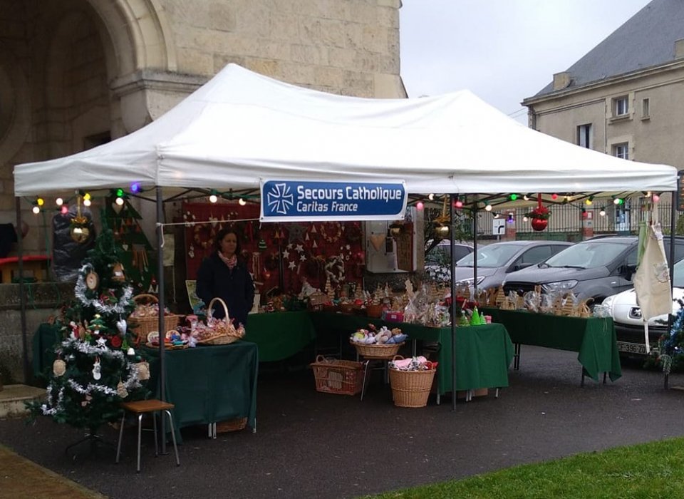 Stand marché de Noël Pontfaverger Stand marché de Noël Pontfaverger